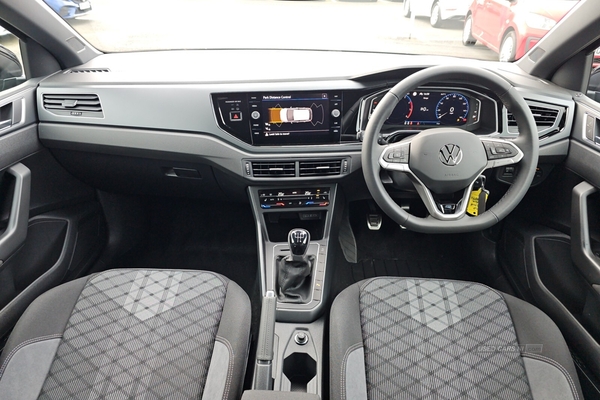Volkswagen Polo MK6 Facelift 1.0 TSI (95ps) R-Line in Tyrone