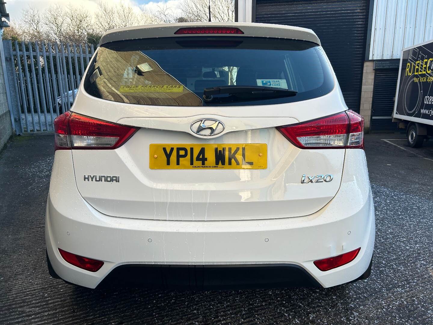 Hyundai ix20 HATCHBACK in Down