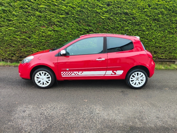 Renault Clio HATCHBACK SPECIAL EDITIONS in Derry / Londonderry