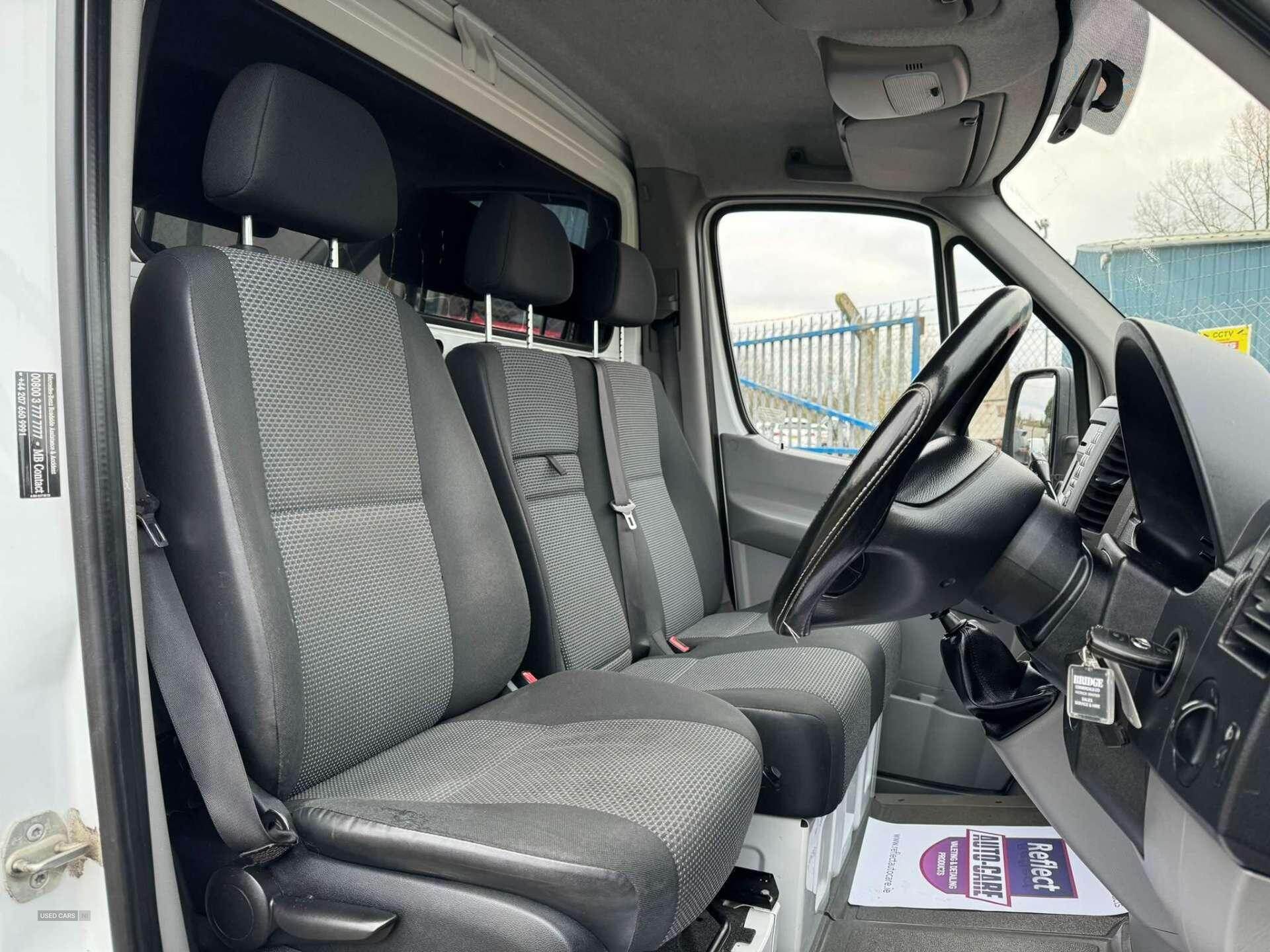Oct 2013 Mercedes-Benz Sprinter 3.5t Chassis Cab Auto