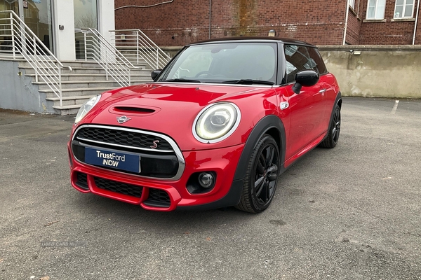 MINI HATCHBACK 2.0 Cooper S Sport II 3dr Auto **Amazing Condition- Sporty looks- Available today!!** in Antrim