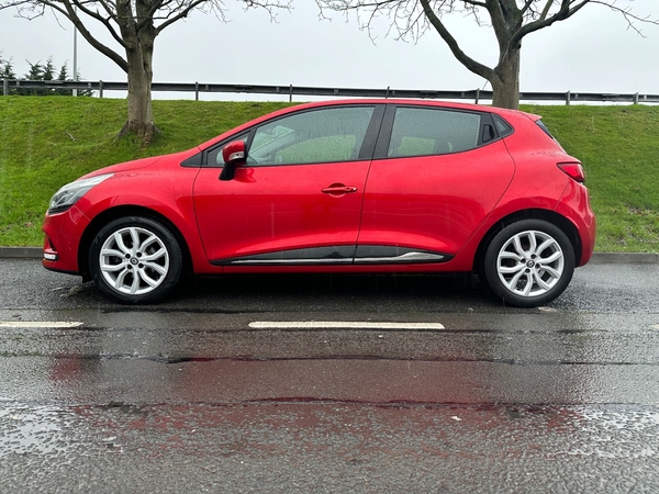 Renault Clio HATCHBACK in Down