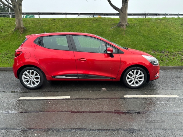 Renault Clio HATCHBACK in Down