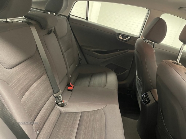 Hyundai Ioniq 1.6 PREMIUM MHEV 5d GOOD SERVICE HISTORY, SAT NAV in Down