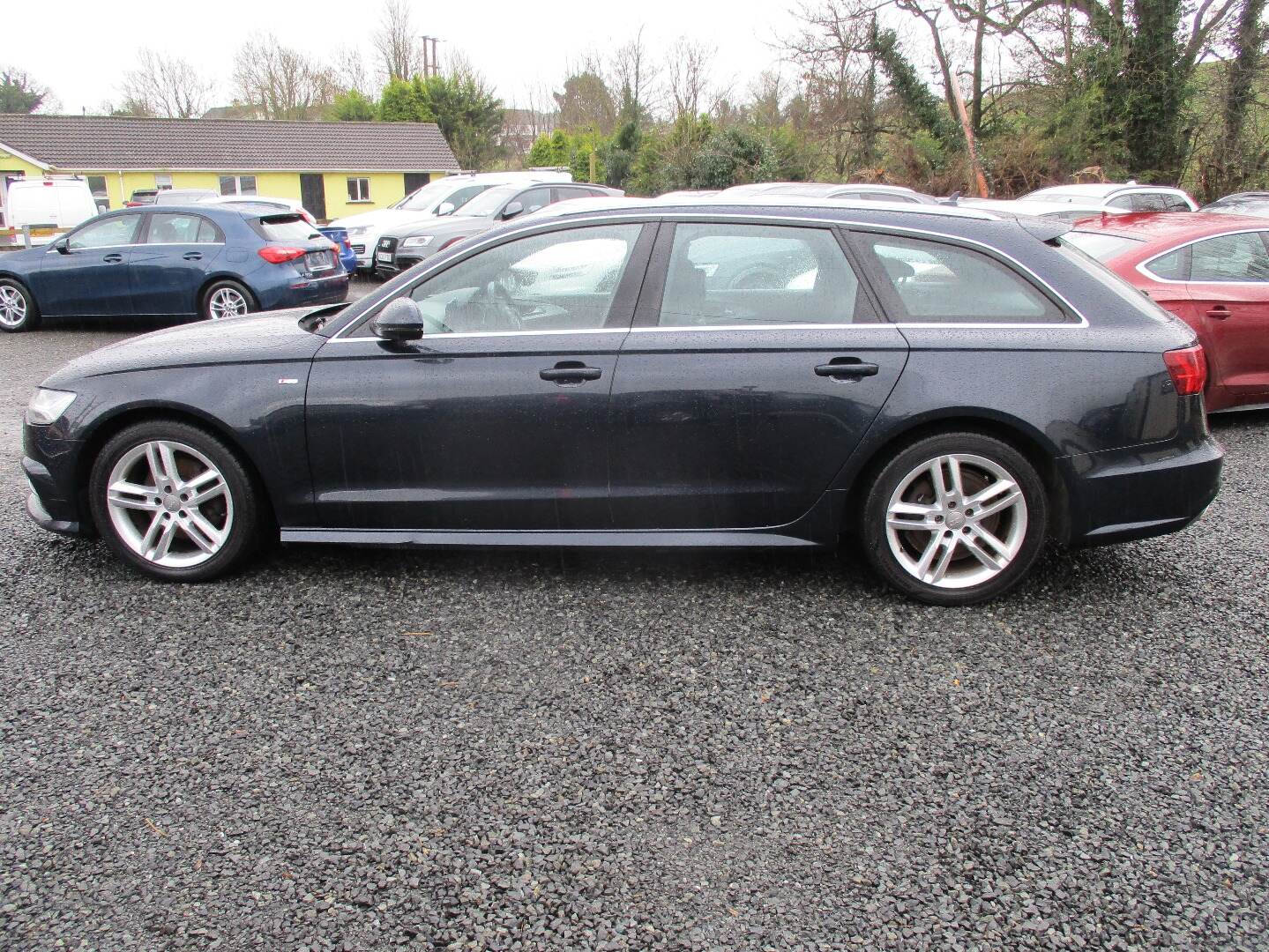 Audi A6 DIESEL AVANT in Down