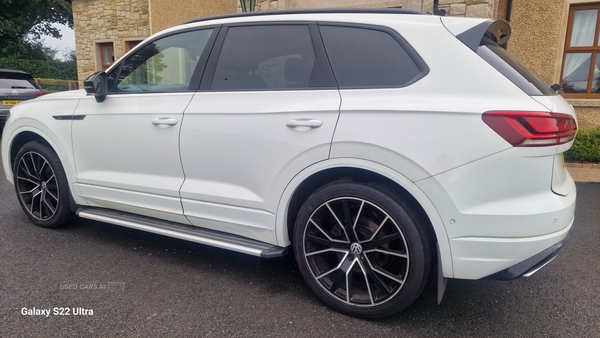 Volkswagen Touareg 3.0 V6 TDI 4Motion R-Line Tech 5dr Tip Auto in Down