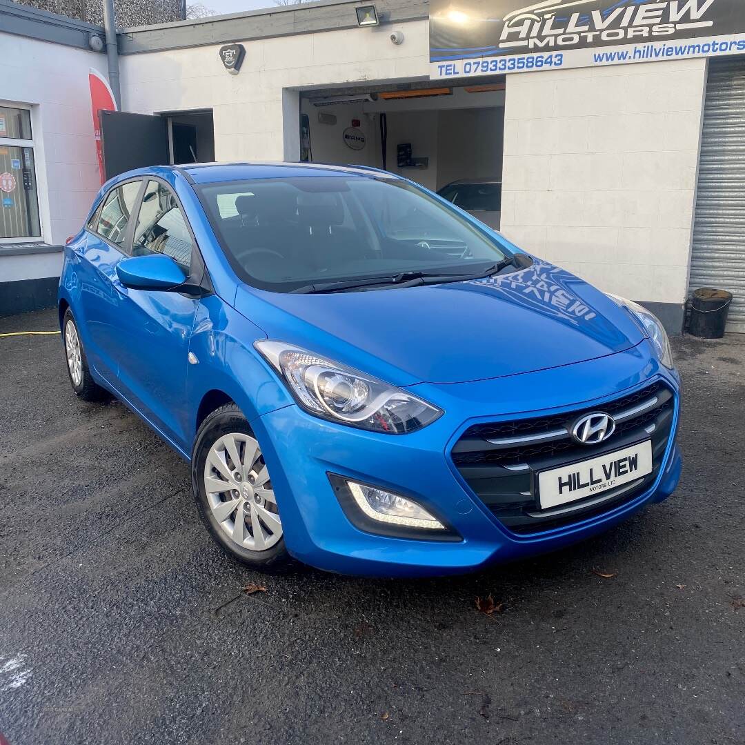 Hyundai i30 DIESEL HATCHBACK in Down