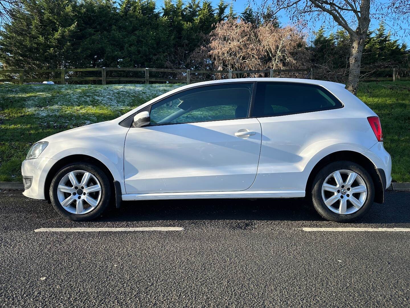 Volkswagen Polo HATCHBACK in Down