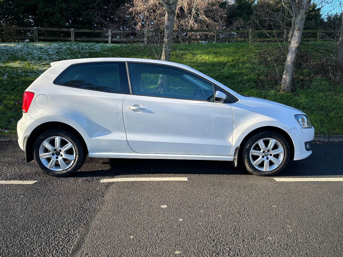 Volkswagen Polo HATCHBACK in Down