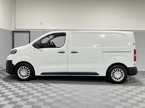 Toyota Proace 1.5D Icon Medium Panel Van MWB Euro 6 6dr in Derry / Londonderry