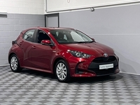 Toyota Yaris 1.5 VVT-h Icon E-CVT Euro 6 (s/s) 5dr in Derry / Londonderry