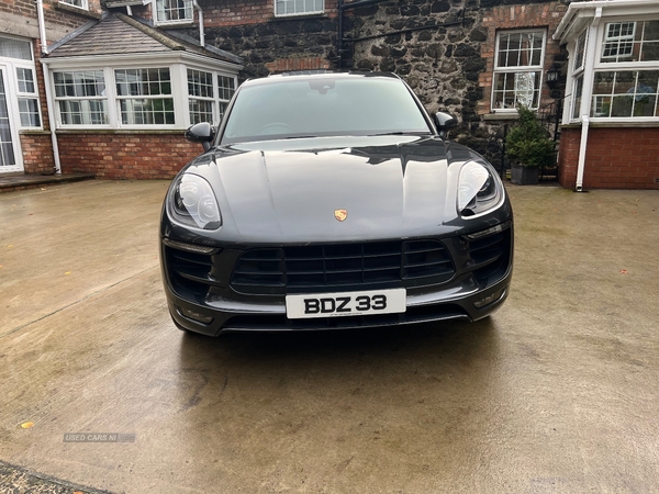 Porsche Macan ESTATE in Antrim