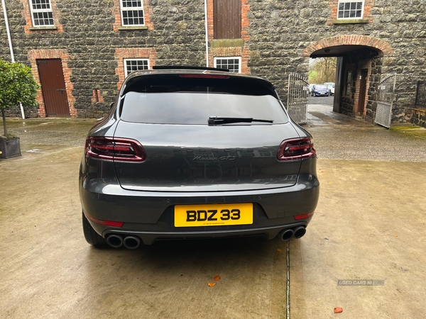 Porsche Macan ESTATE in Antrim