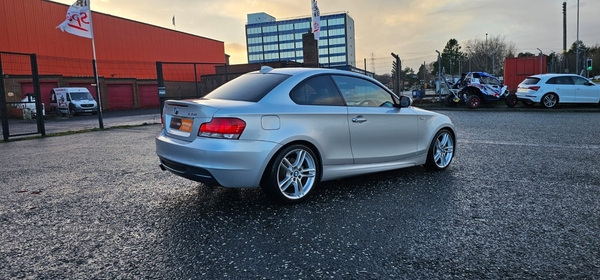 BMW 1 Series COUPE in Down