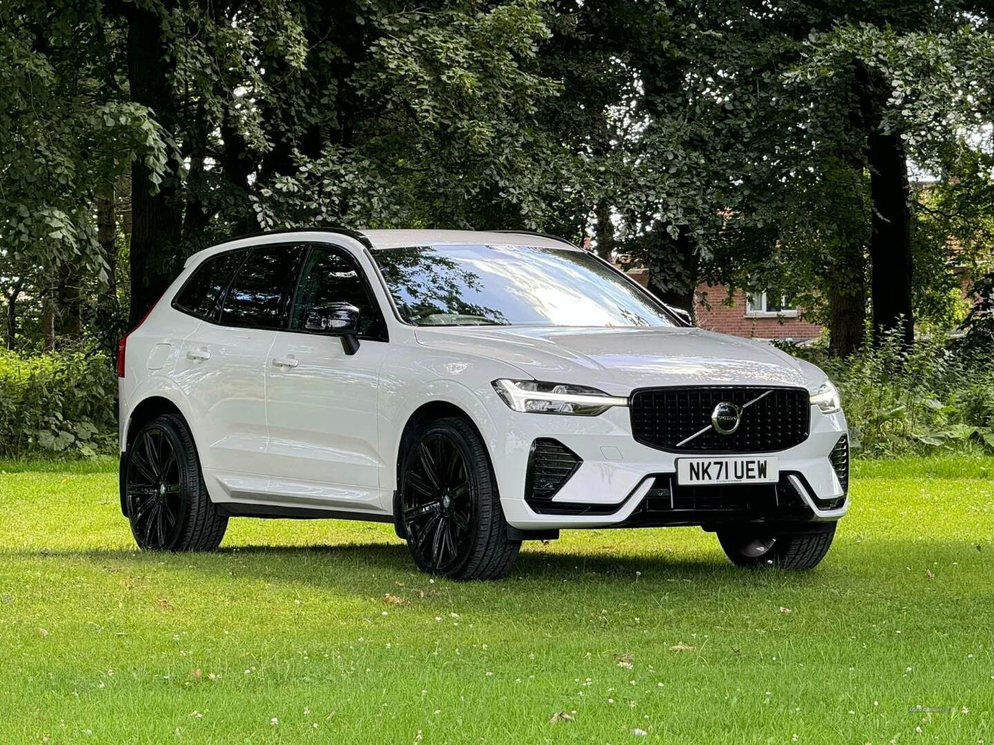 Volvo XC60 DIESEL ESTATE in Armagh