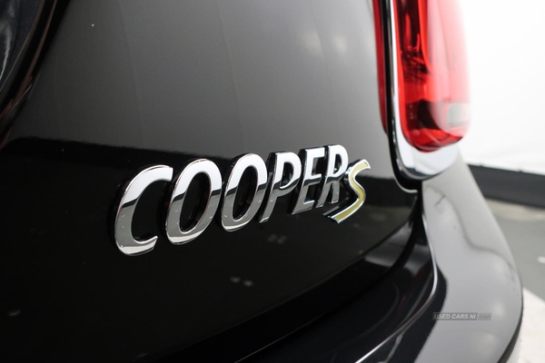 MINI HATCHBACK 135kW Cooper S Level 3 33kWh 3dr Auto in Antrim