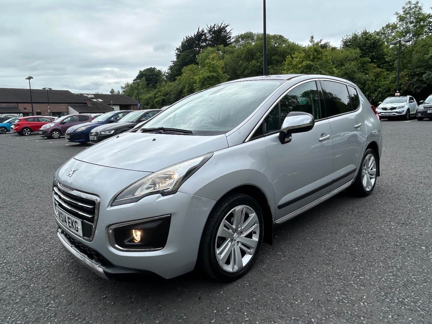 Peugeot 3008 DIESEL ESTATE in Antrim