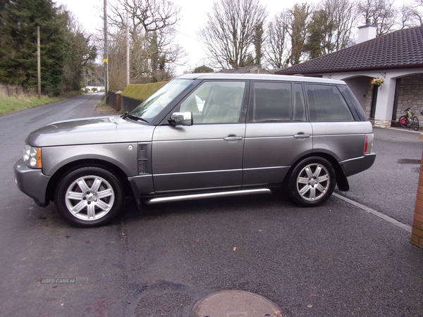 Land Rover Range Rover in Fermanagh
