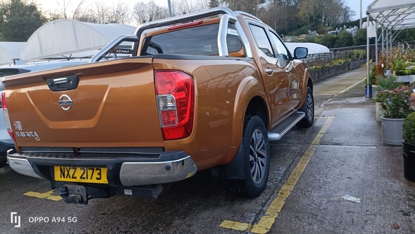 Nissan Navara Double Cab Pick Up Tekna 2.3dCi 190 4WD in Down