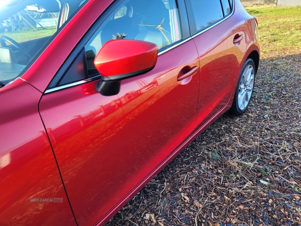 Mazda 3 HATCHBACK in Down