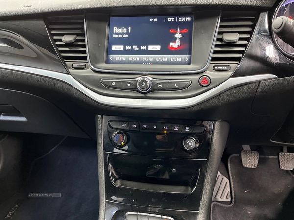 Vauxhall Astra 1.4I 16V Sri 5Dr in Antrim