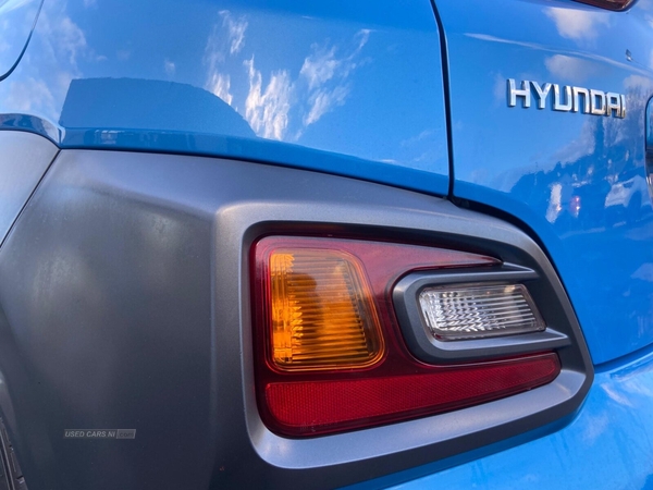 Hyundai Kona 1.6 h-GDi Premium SE DCT Euro 6 (s/s) 5dr in Down