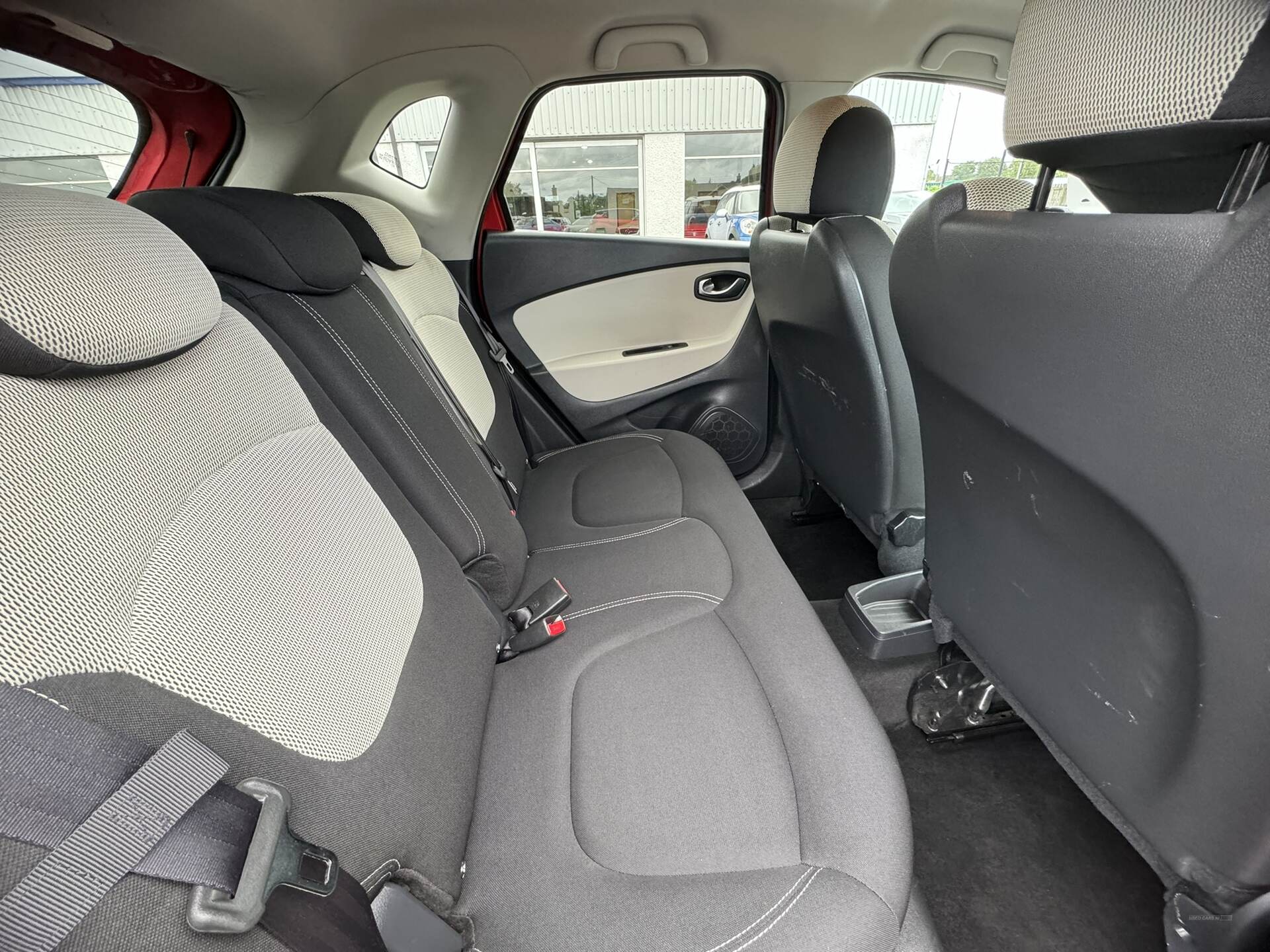 Renault Captur DIESEL HATCHBACK in Antrim