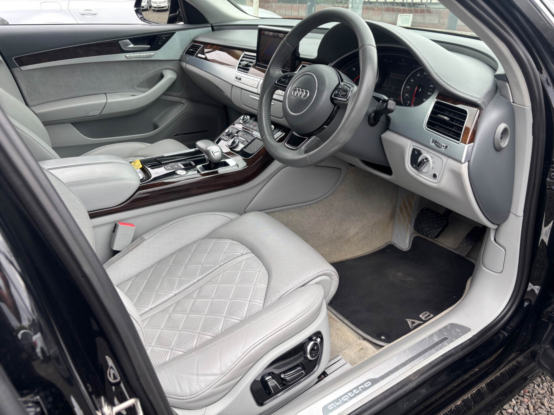 May 2016 Audi A8 3.0 TDI 262 Quattro Sport 4dr Tip Auto