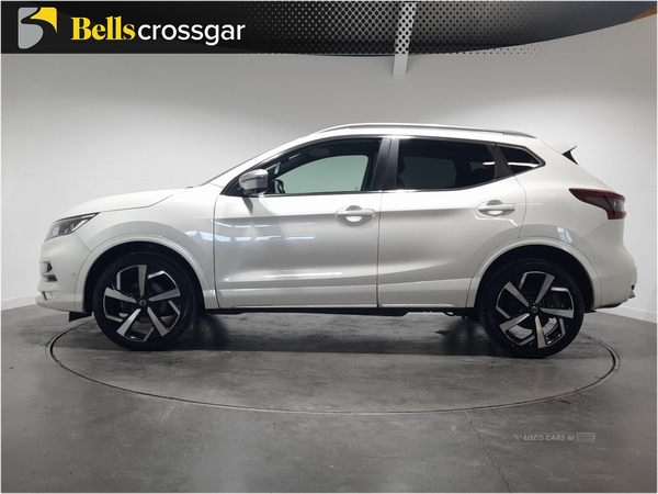 Nissan Qashqai 1.3 DiG-T 160 Tekna+ 5dr DCT in Down