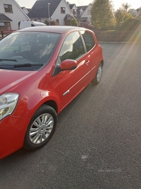 Renault Clio 1.2 16V Expression+ 3dr in Derry / Londonderry