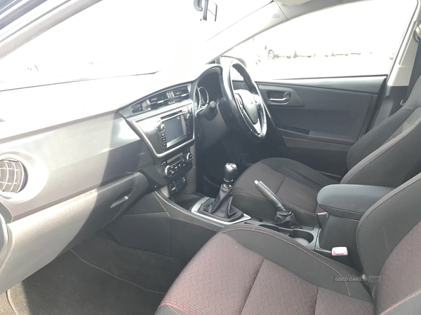 Toyota Auris 1.6 V-Matic Sport 5dr in Antrim