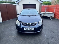 Toyota Avensis 2.0 D-4D TR Nav 4dr in Derry / Londonderry