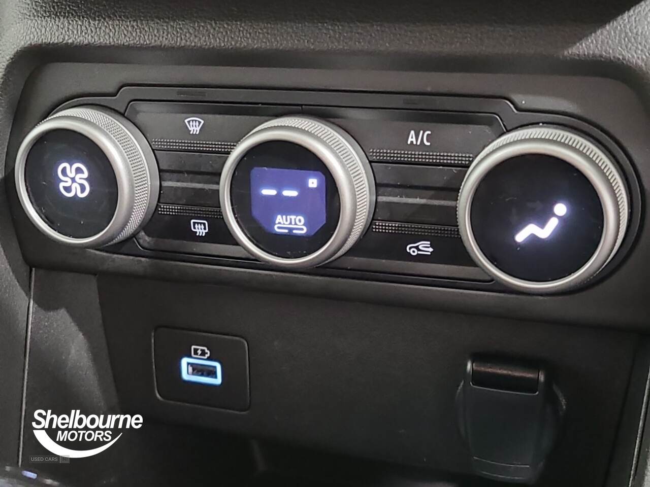 Mar 2023 Dacia Jogger 1.6 HEV Extreme SE 5dr Auto