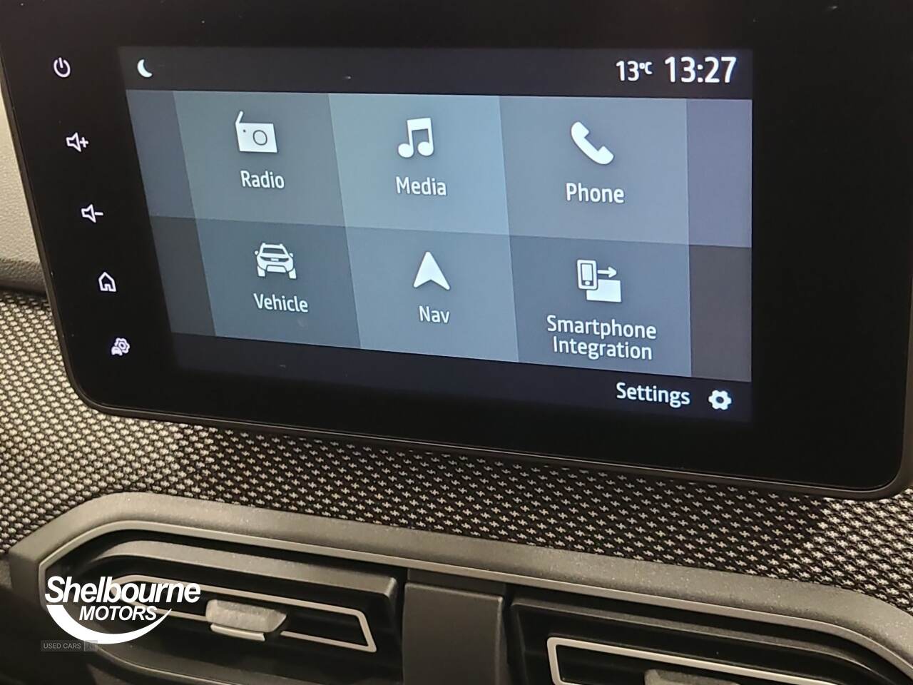 Mar 2023 Dacia Jogger 1.6 HEV Extreme SE 5dr Auto