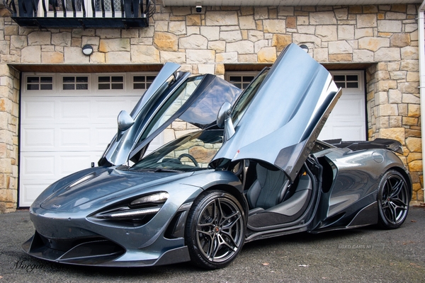 McLaren 720S 4.0 SSG COUPE in Down