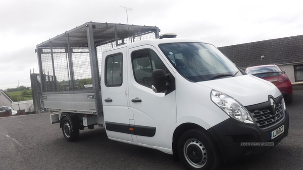 Renault CREW CAB TIPPER WITH ALUMINIUM DROPSIDES - CAGED in Down