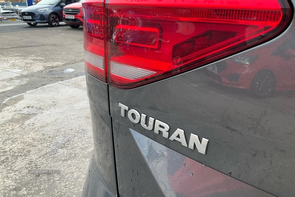 Volkswagen Touran 2.0 TDI SE 5dr- Front & Rear Parking Sensors, Bluetooth, Voice Control, Cruise Control, Speed Limiter, Electric Parking Brake, Start Stop in Antrim