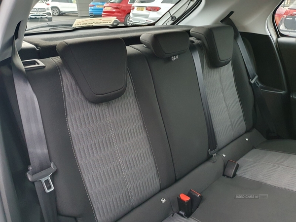 Vauxhall Corsa SE PREMIUM PARKING SENSORS HEATED SEATS HEATED STEERING WHEEL in Antrim