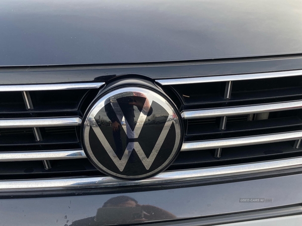 Volkswagen Passat 2.0 Tdi Evo Scr R-Line 4Dr in Armagh
