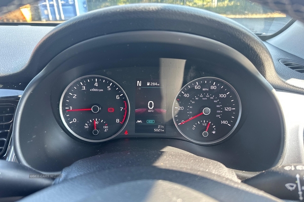 Kia Stonic 1.0T GDi 48V Connect 5dr - Reversing Camera, Cruise Control, Start Stop, Voice Control, Active Park Assist in Antrim