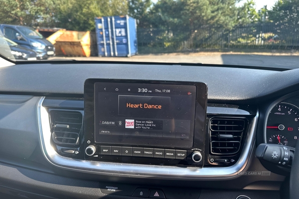 Kia Stonic 1.0T GDi 48V Connect 5dr - Reversing Camera, Cruise Control, Start Stop, Voice Control, Active Park Assist in Antrim