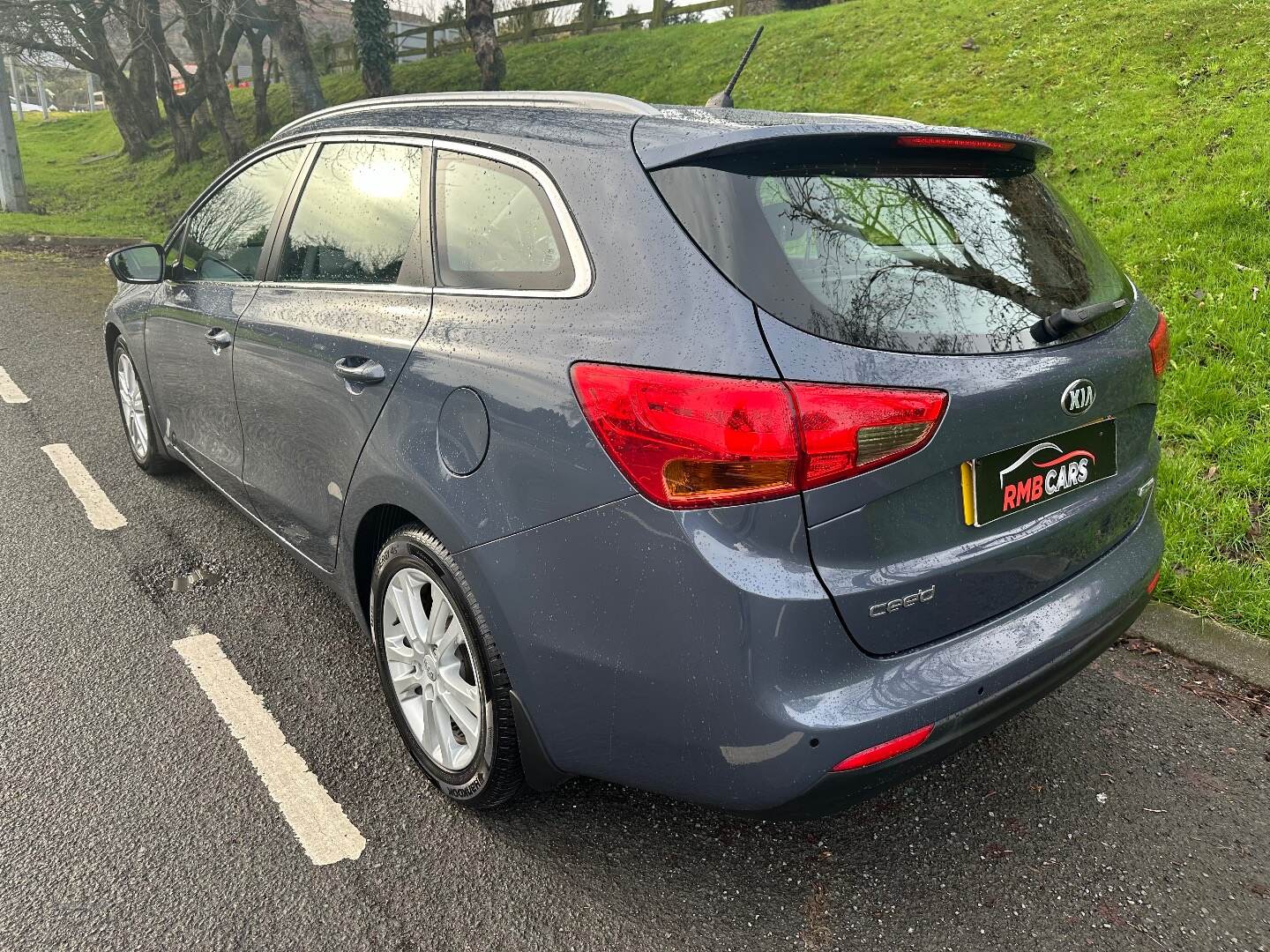 Kia Ceed DIESEL SPORTSWAGON in Down