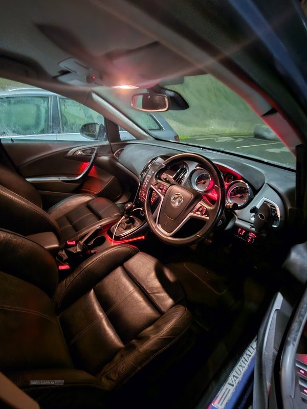 Vauxhall Astra 2.0 CDTi 16V ecoFLEX Elite 5dr in Down