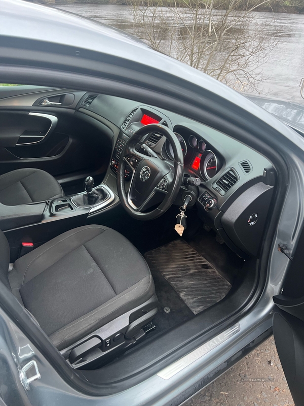 Vauxhall Insignia 2.0 CDTi Exclusiv [160] 5dr in Derry / Londonderry