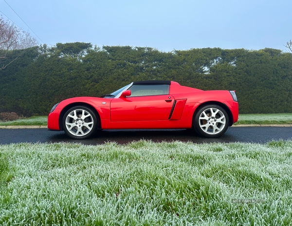Vauxhall VX220 ROADSTER in Armagh