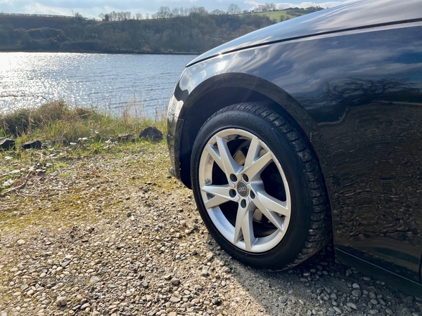 Audi A4 AVANT in Derry / Londonderry