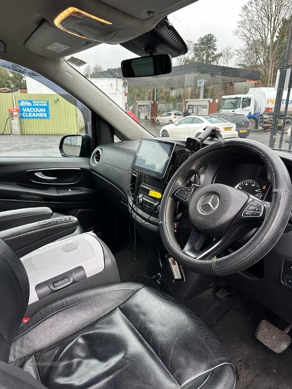 Mercedes Vito 116 BlueTec Select 8-Seater in Antrim