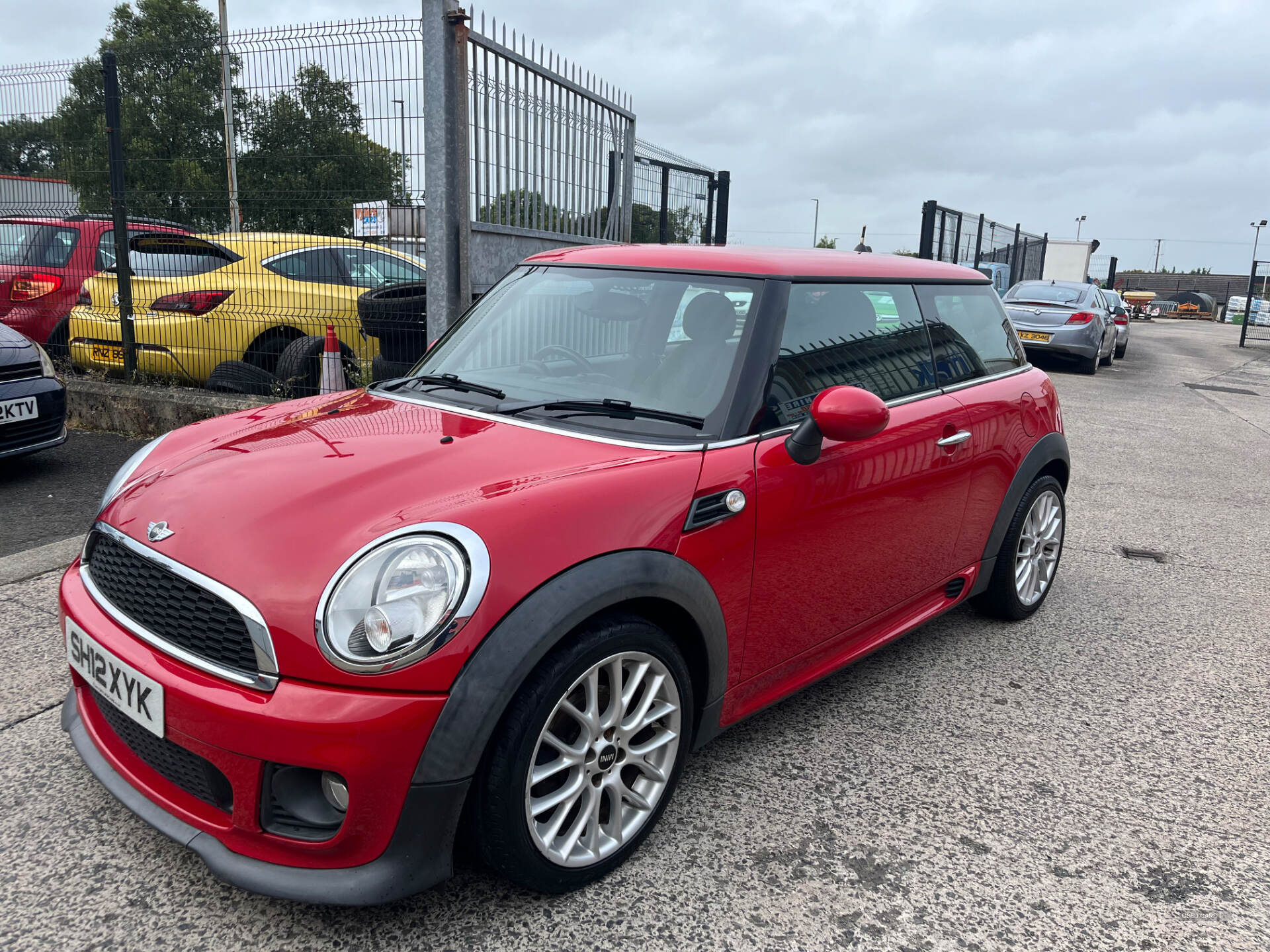 Car Thumbnail 2