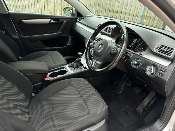 Volkswagen Passat 1.6 TDI Bluemotion Tech S 4dr in Armagh