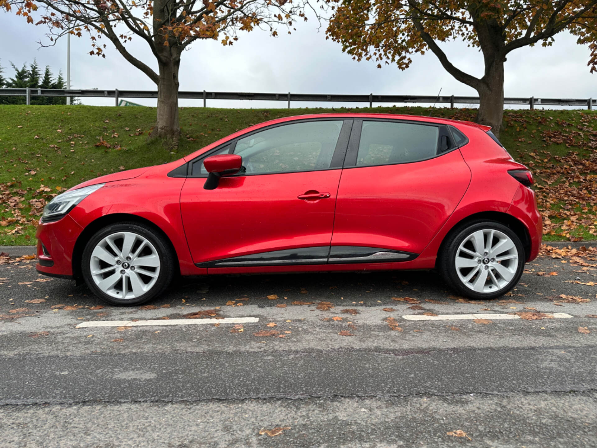 Renault Clio DIESEL HATCHBACK in Down